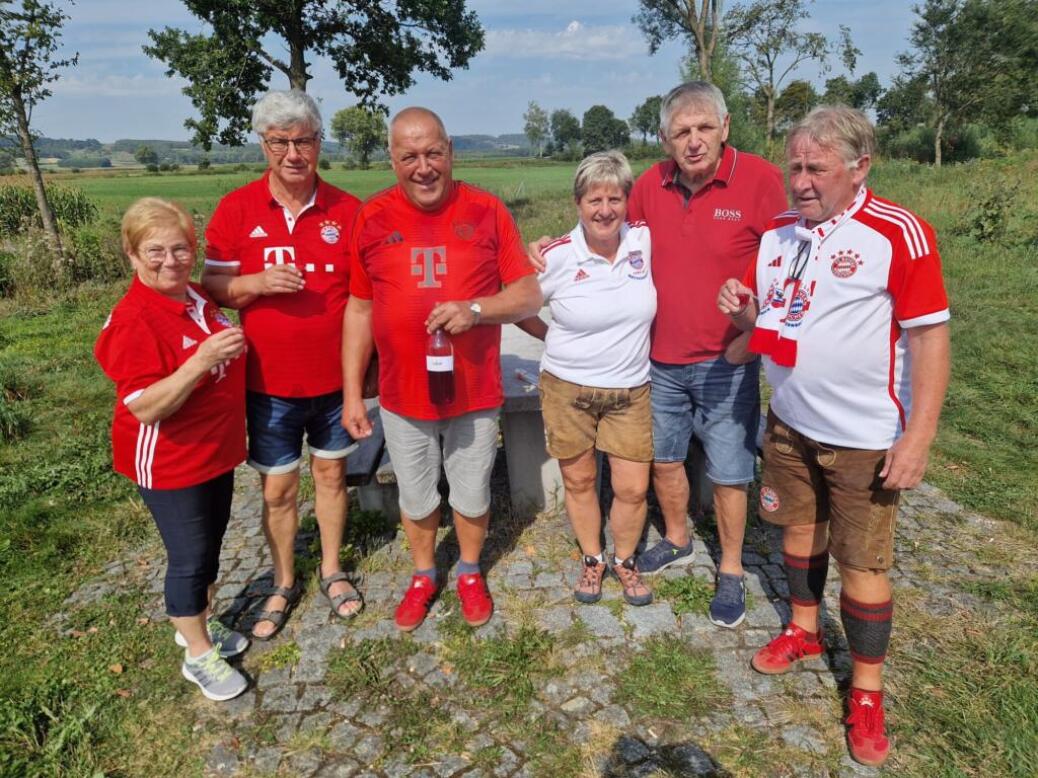 FC BAYERN  vs  SC Freiburg