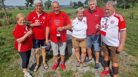 FC BAYERN  vs  SC Freiburg