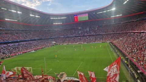 FC BAYERN  vs  SC Freiburg