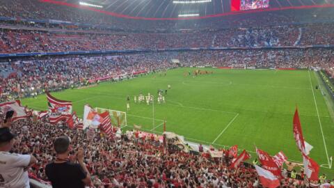 FC BAYERN  vs  SC Freiburg