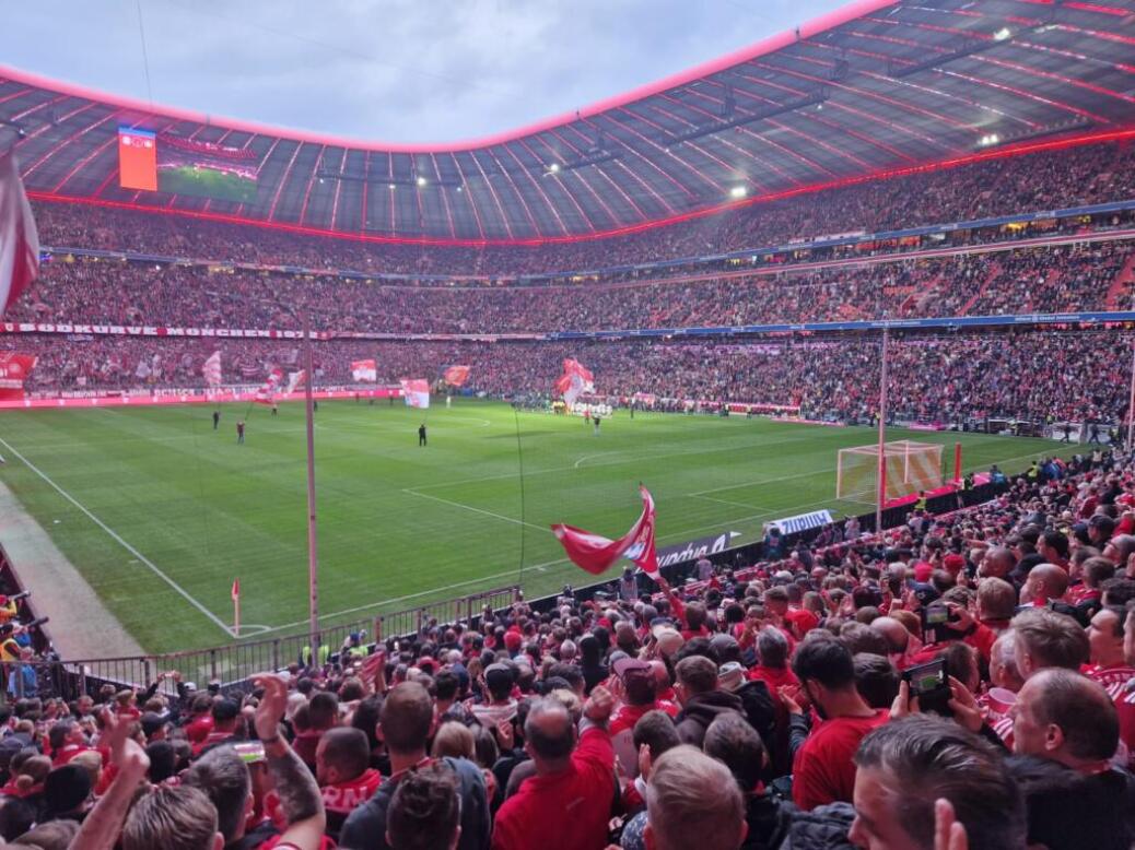 FC BAYERN  vs  Bayer Leverkusen