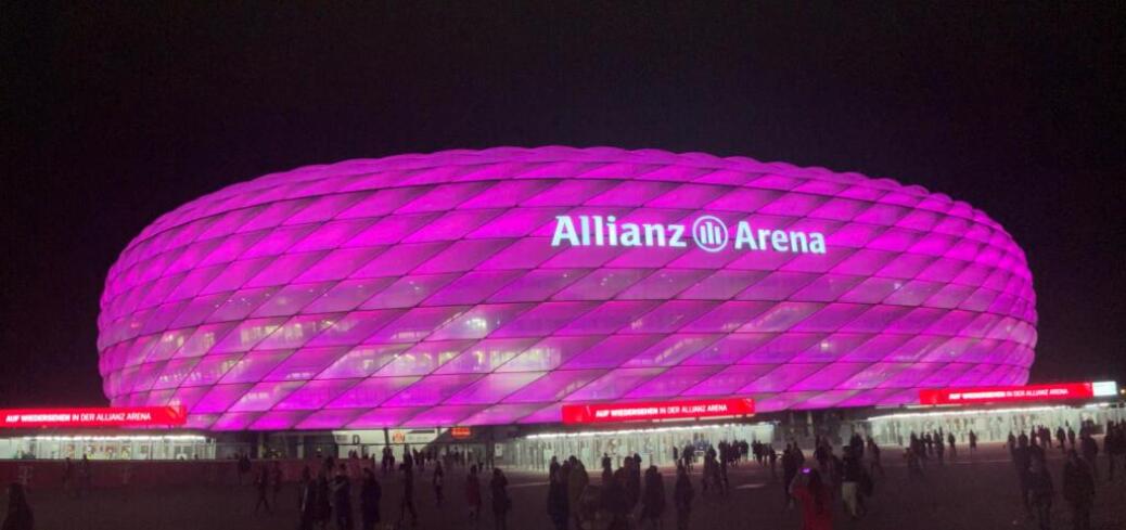 FC BAYERN  vs  VfB Stuttgart