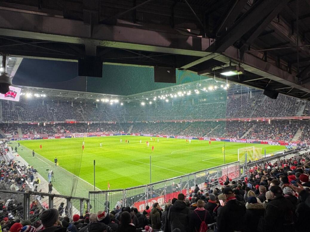 Red Bull Salzburg  vs  FC BAYERN