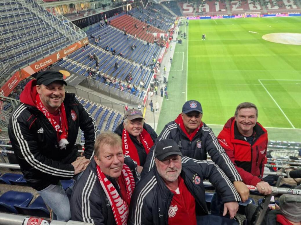 Red Bull Salzburg  vs  FC BAYERN